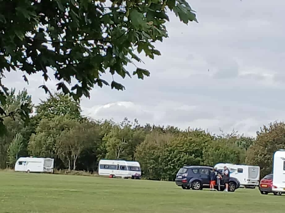 Edinburgh residents left seething after travellers arrive at Drum Brae ...