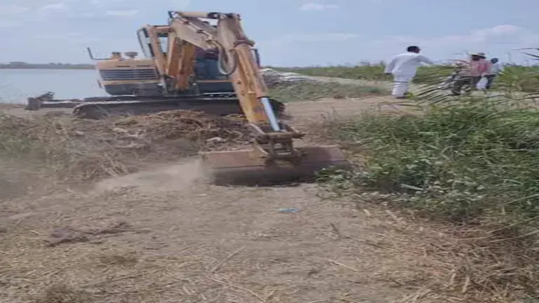 إزالة مزارع سمكية مخالفة على 36 فدانًا جنوب بورسعيد (1)