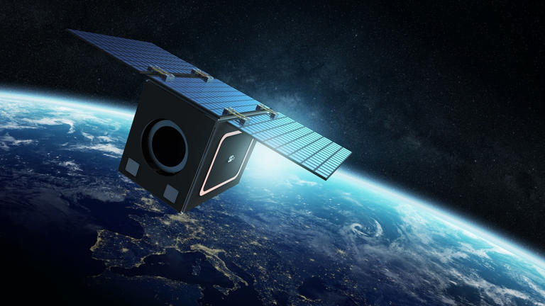 Boeing unveils 3D-printed solar array substrates that cut satellite ...