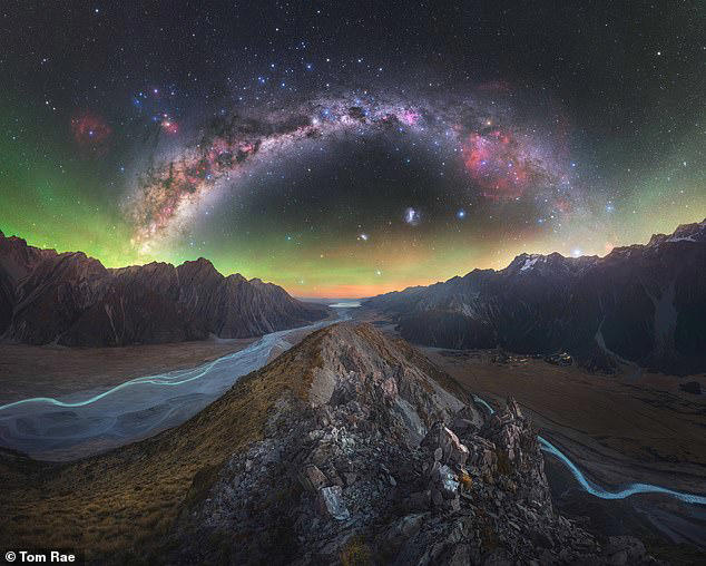 star-of-the-show-astronomy-photographer-of-the-year-entries-are-revealed