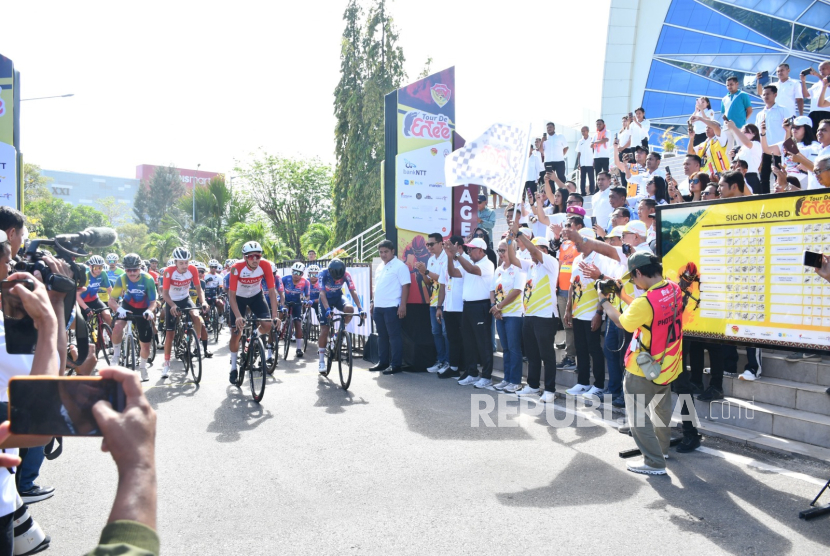 Khofifah: Alumni PKN Harus Jadi Garda Depan Sukseskan Program Nasional!
