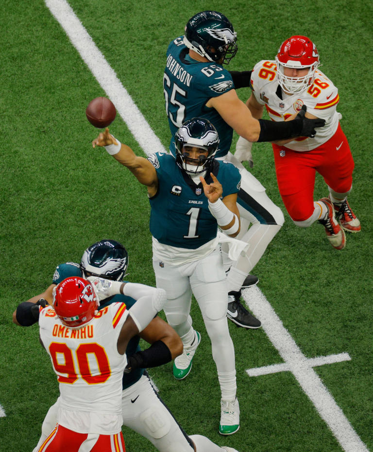 What channel is Eagles vs. Chiefs on? Time, TV schedule to watch Week 2