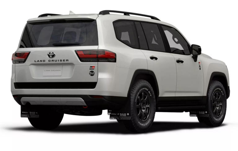 bagian belakang Toyota Land Cruiser GR Sport Rally Raid