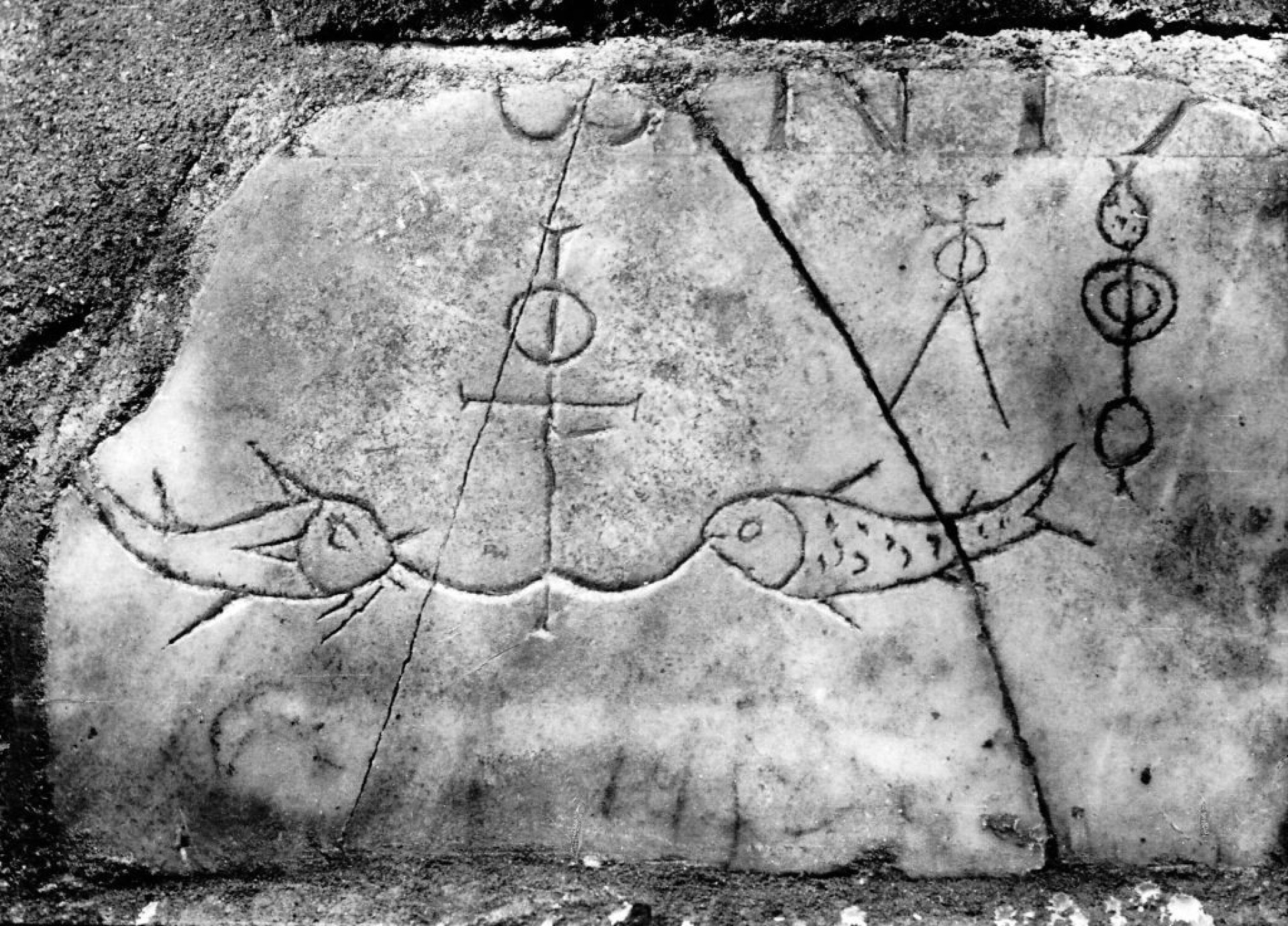 famous-christian-symbols-explained