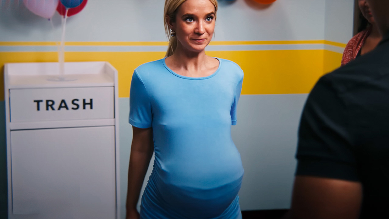 Teen FAKES Being PREGNANT In School Teen FAKES Being PREGNANT In School