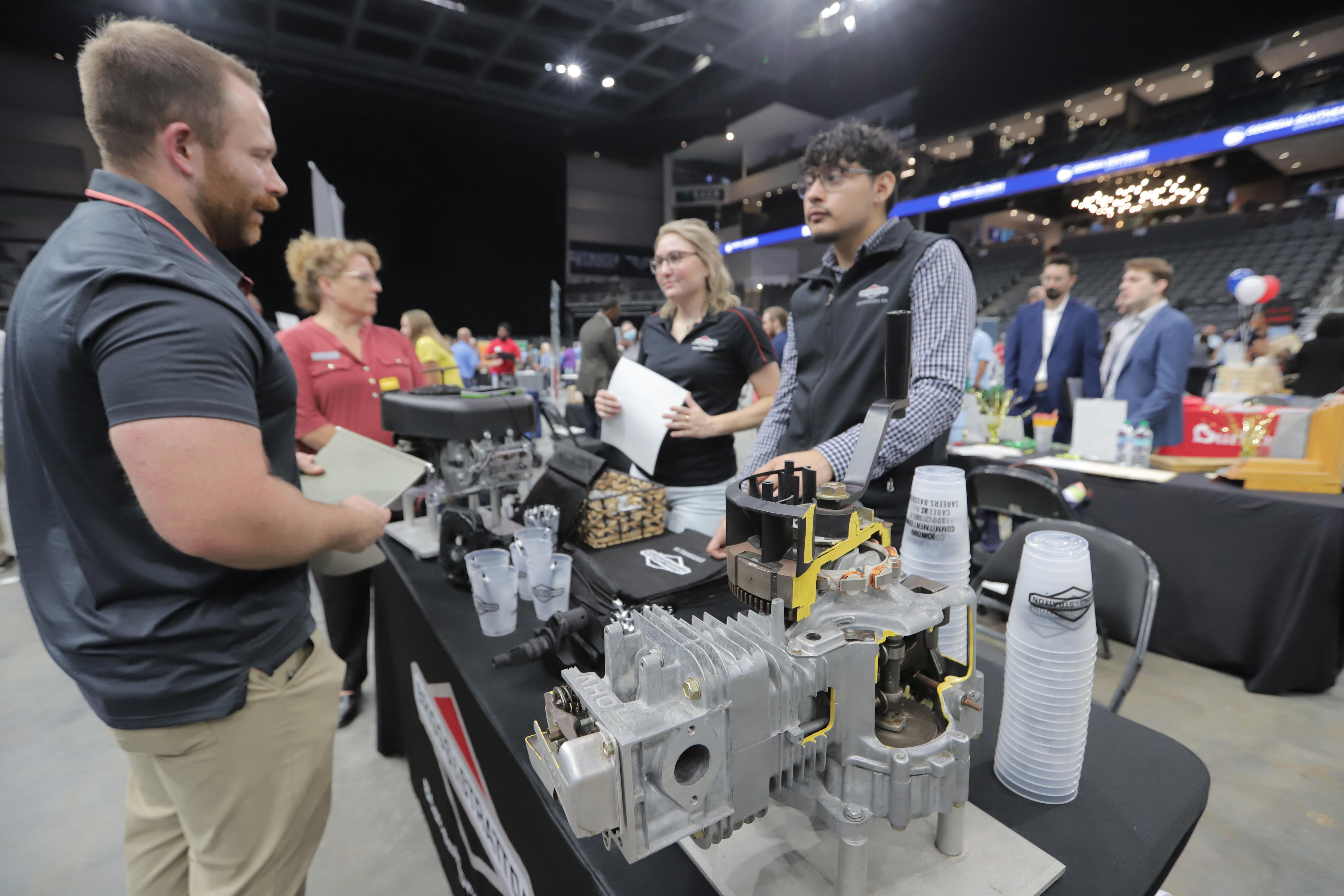 Savannah career fair connects job seekers to employers