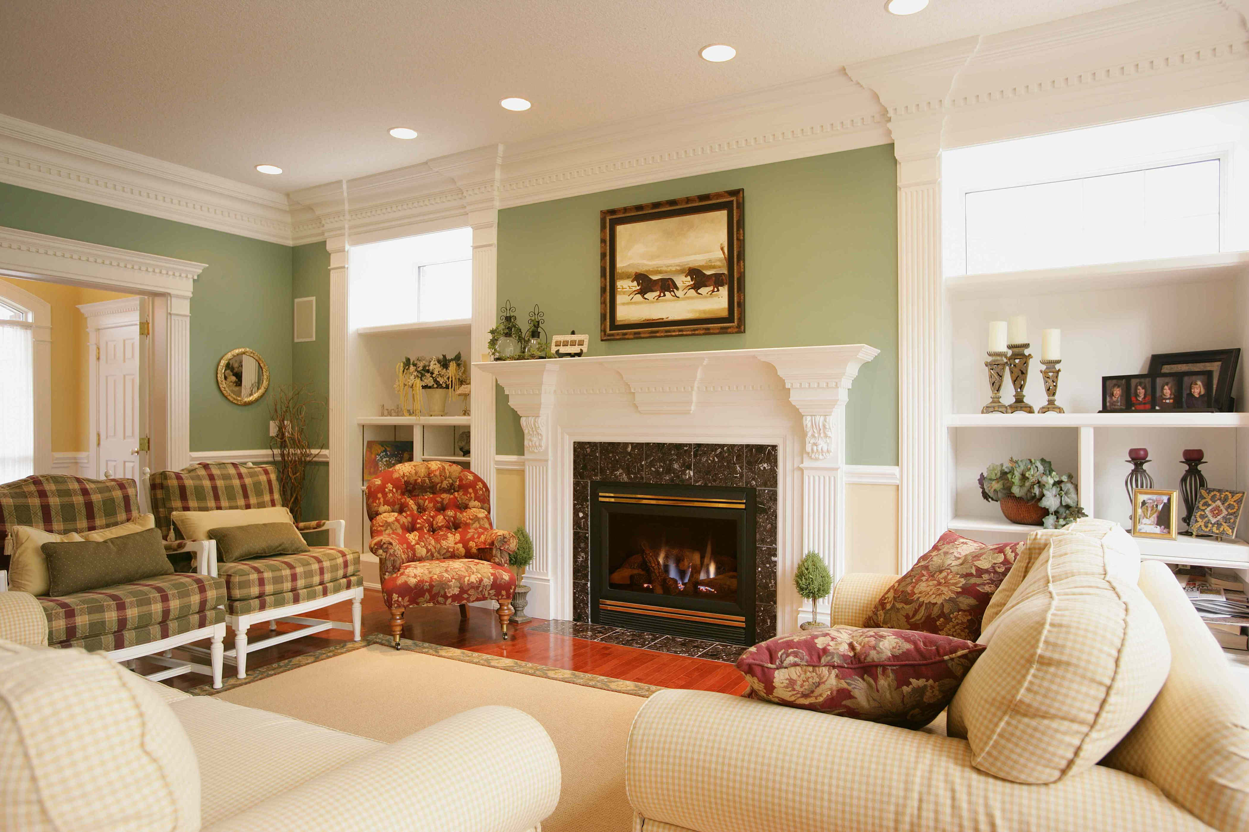 6 Living Room Layout Mistakes That Will Instantly Make Your Space Feel ...