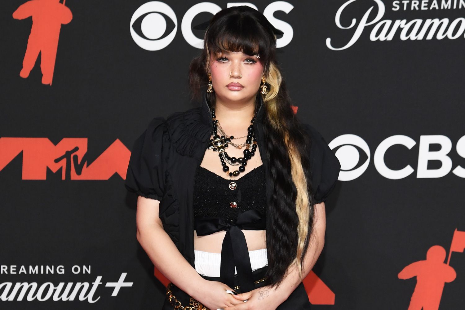 Lola Young Opens Up About Dealing with Cocaine Addiction for a 'Long