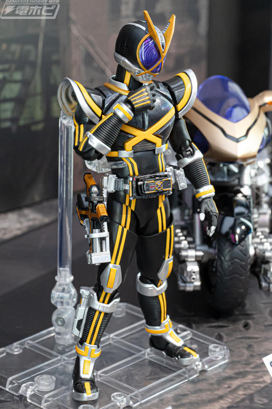 特価！新品 仮面ライダー555 仮面ライダーカイザ＆サイドバッシャー フィギュア S.H.Figuarts サイドバッシャー | 仮面ライダー555 フィギュア