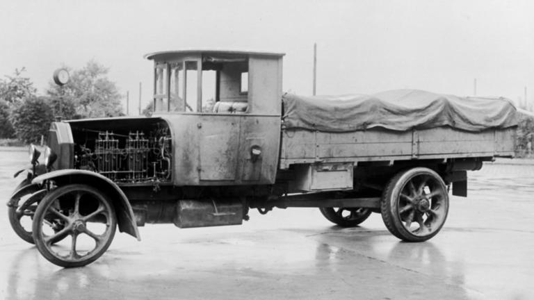 The fascinating story behind the first diesel truck