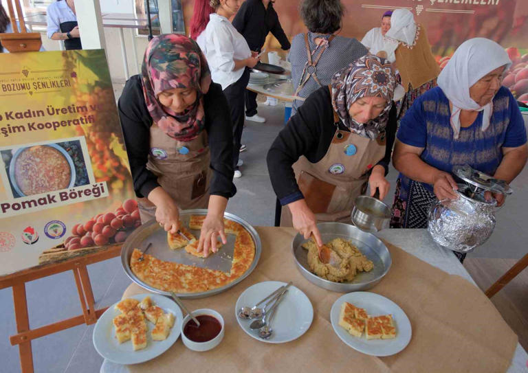 Kırklareli'nde Boşnak, Pomak, Arnavut ve Amuca lezzetleri sergilendi