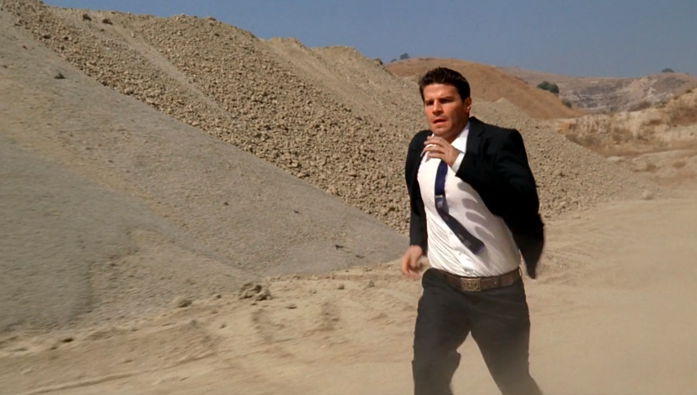 ‘Bones' at 20: An oral history of its best episode, ‘Aliens in a Spaceship'