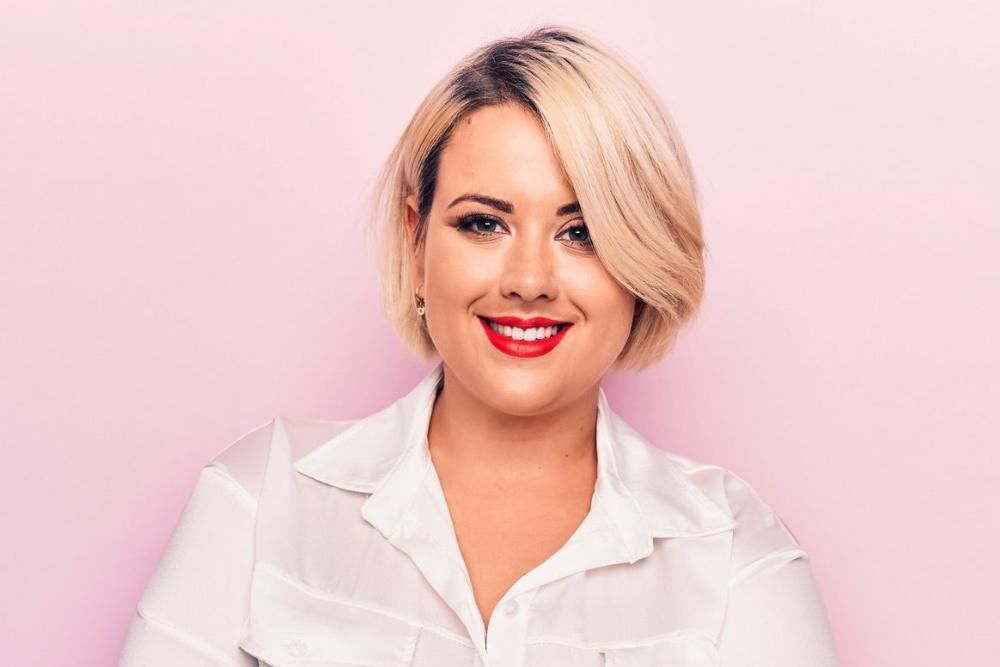 35 Gaya Rambut Pendek untuk Wanita Berbadan Gemuk agar Tampak Langsing 5 AA1MtIHH