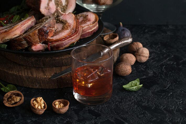 Cachaça e carne Foto: ???? ?????????/ Adobe Stock
