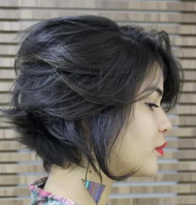 35 Gaya Rambut Pendek untuk Wanita Berbadan Gemuk agar Tampak Langsing 33 AA1MtrY0