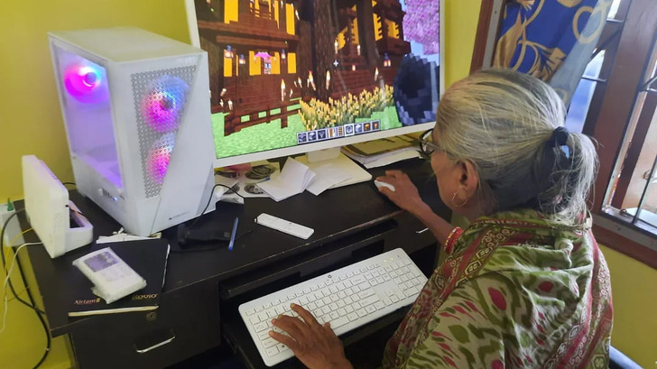 19 People Who Forgot About Their Age and Just Enjoy Life