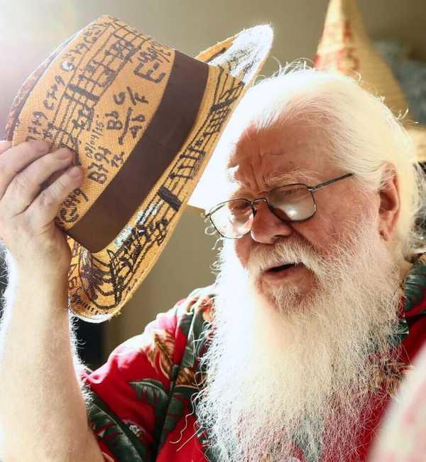 Artistas prestam homenagem a Hermeto Pascoal: 'Patrimônio da nossa cultura'