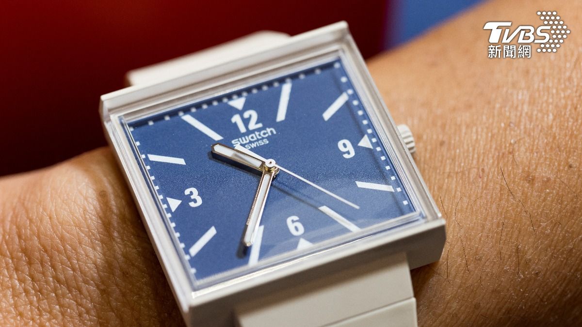 不滿川普39%關稅！瑞士Swatch推「諷刺手錶」挑釁