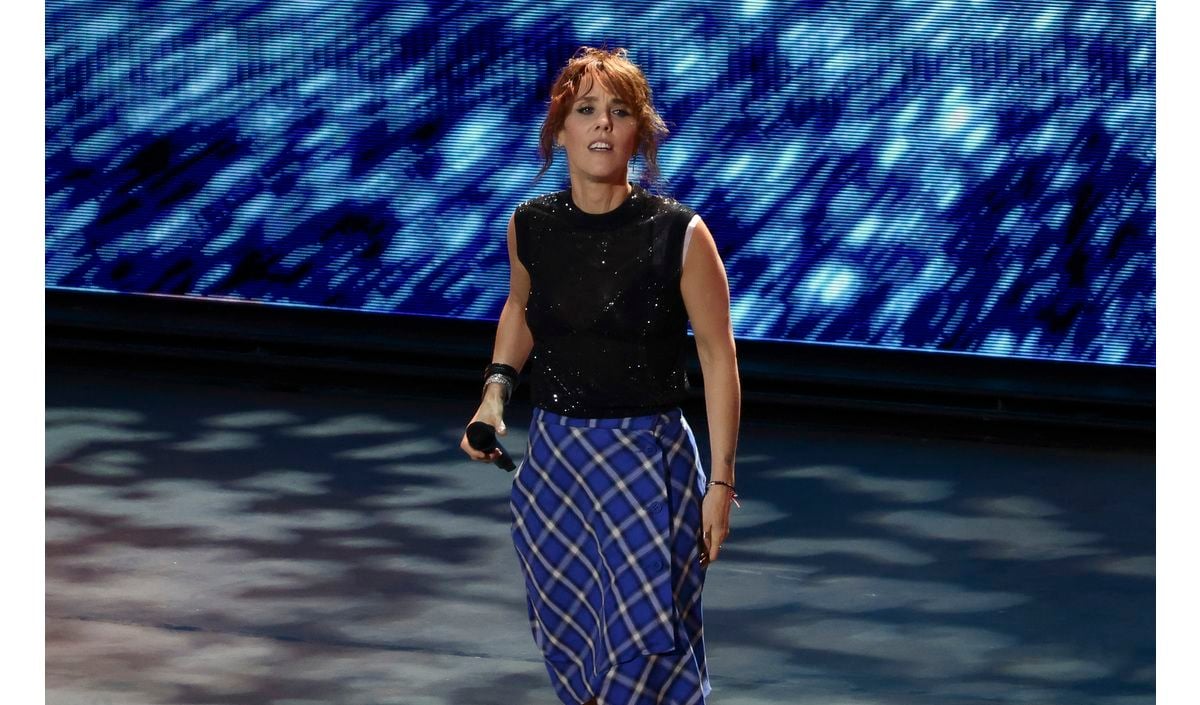 Le compagnon de Zaz s&rsquo;est éteint en pleine rue à Bordeaux, un événement qui l&rsquo;a marquée à vie à seulement 20 ans