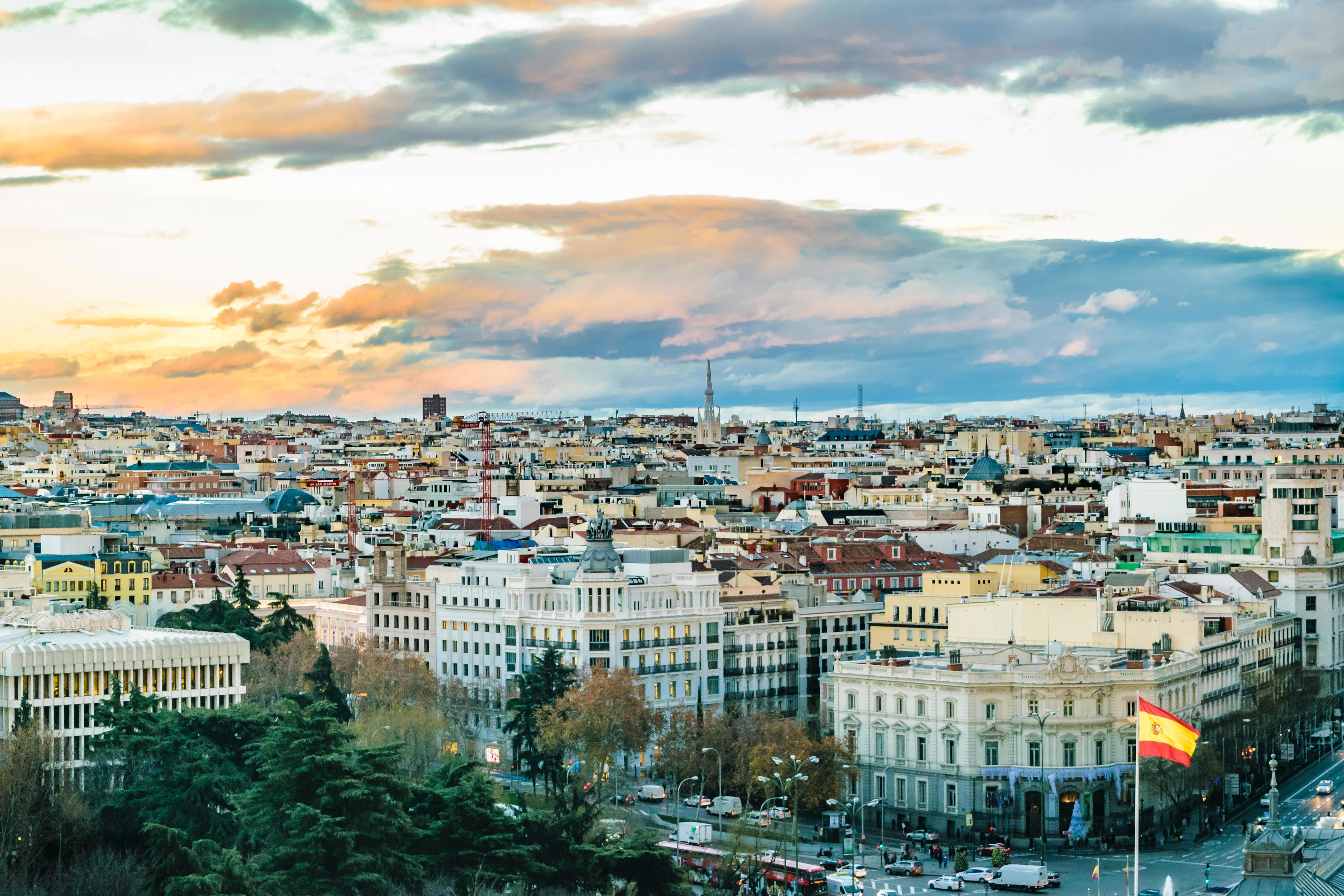 Explosion in Madrid from suspected gas leak injures 25