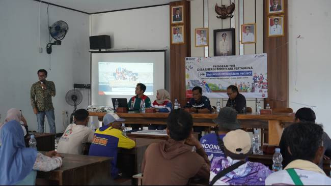 Desa Energi Berdikari Karawang Manfaatkan PLTS untuk Tingkatkan Ekonomi Petani