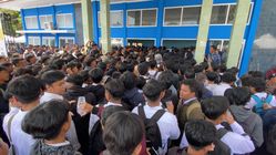 Jabar Siapkan Aplikasi Mobile untuk Cegah Antrean dan Calo