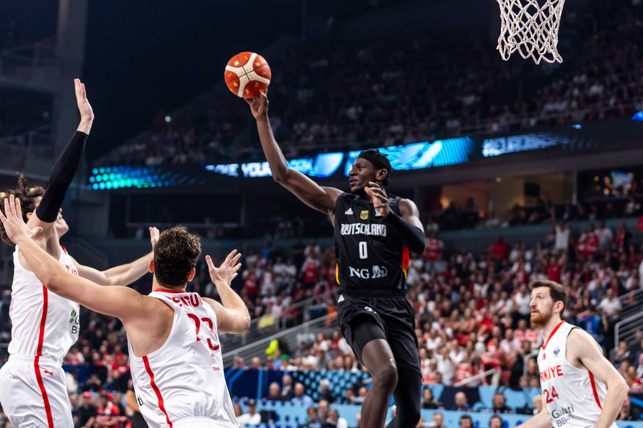 Isaac Bonga war der beste deutsche Werfer im EM-Finale. Quelle: nordphoto GmbH / Trienitz