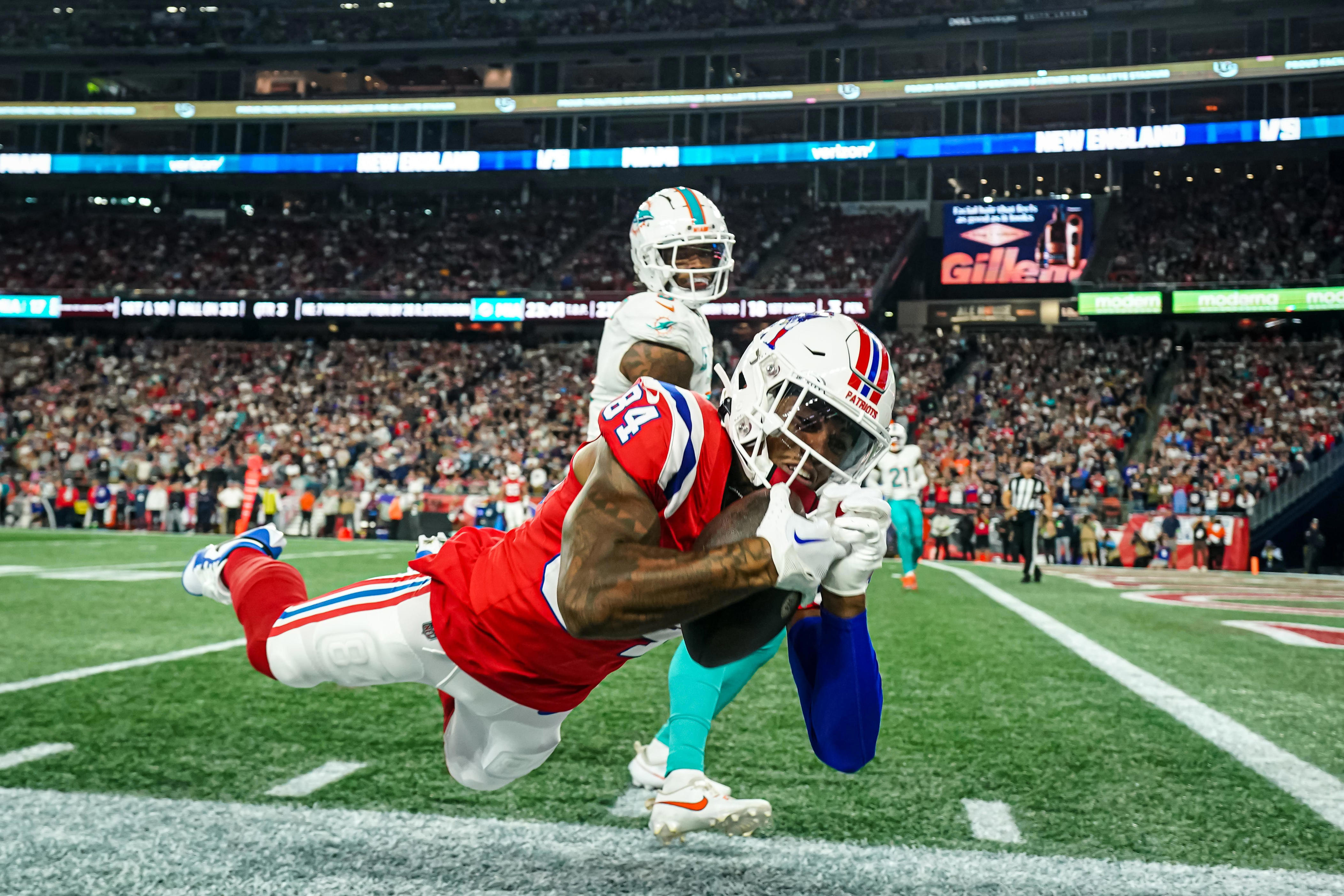What channel is Dolphins vs Patriots game on TV today? Start time NFL What channel is Dolphins vs Patriots game on TV today? Start time NFL