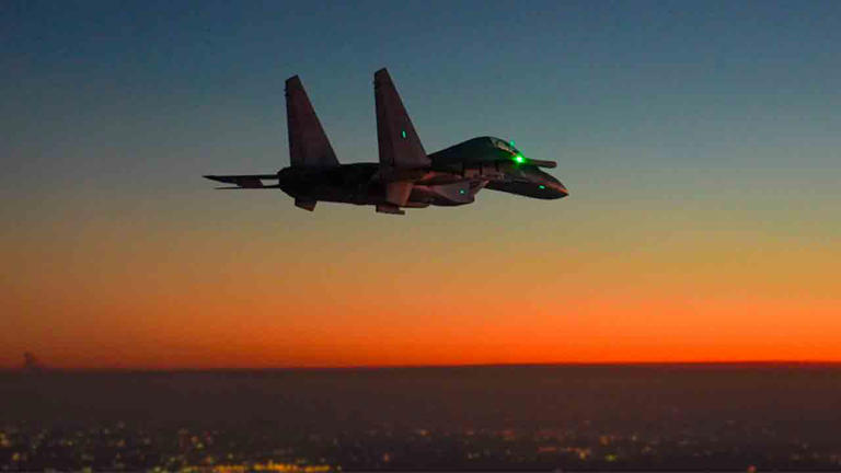 希少 最新型 1/48 中国解放軍空軍現用多用途主力戦闘機  J-10J 合金製 最新型 148 中国解放軍空軍現用多用途主力戦闘機 J-10J 合金製