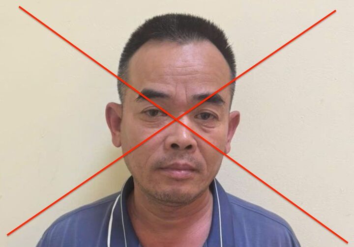 Đinh Văn Long tại cơ quan công an.