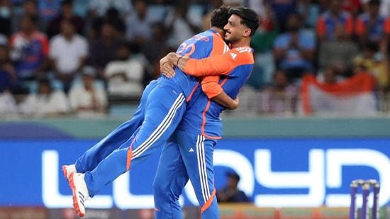Ind Vs Pak Asia Cup 2025 Kuldeeps Spin Magic Suryakumars Captains 