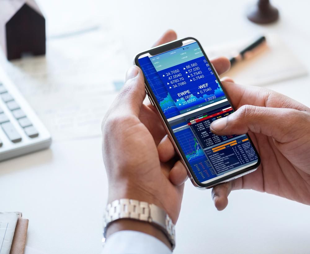 Emas: Saham Tambang Emas Indonesia Masih Terlalu Murah