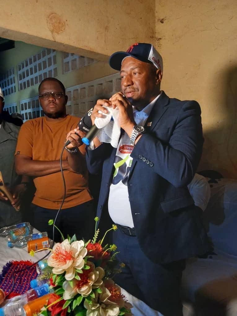 Campagne référendaire à Labé : Cellou Baldé électrise Kouramangui et Sireya sous une marée humaine de « Oui »