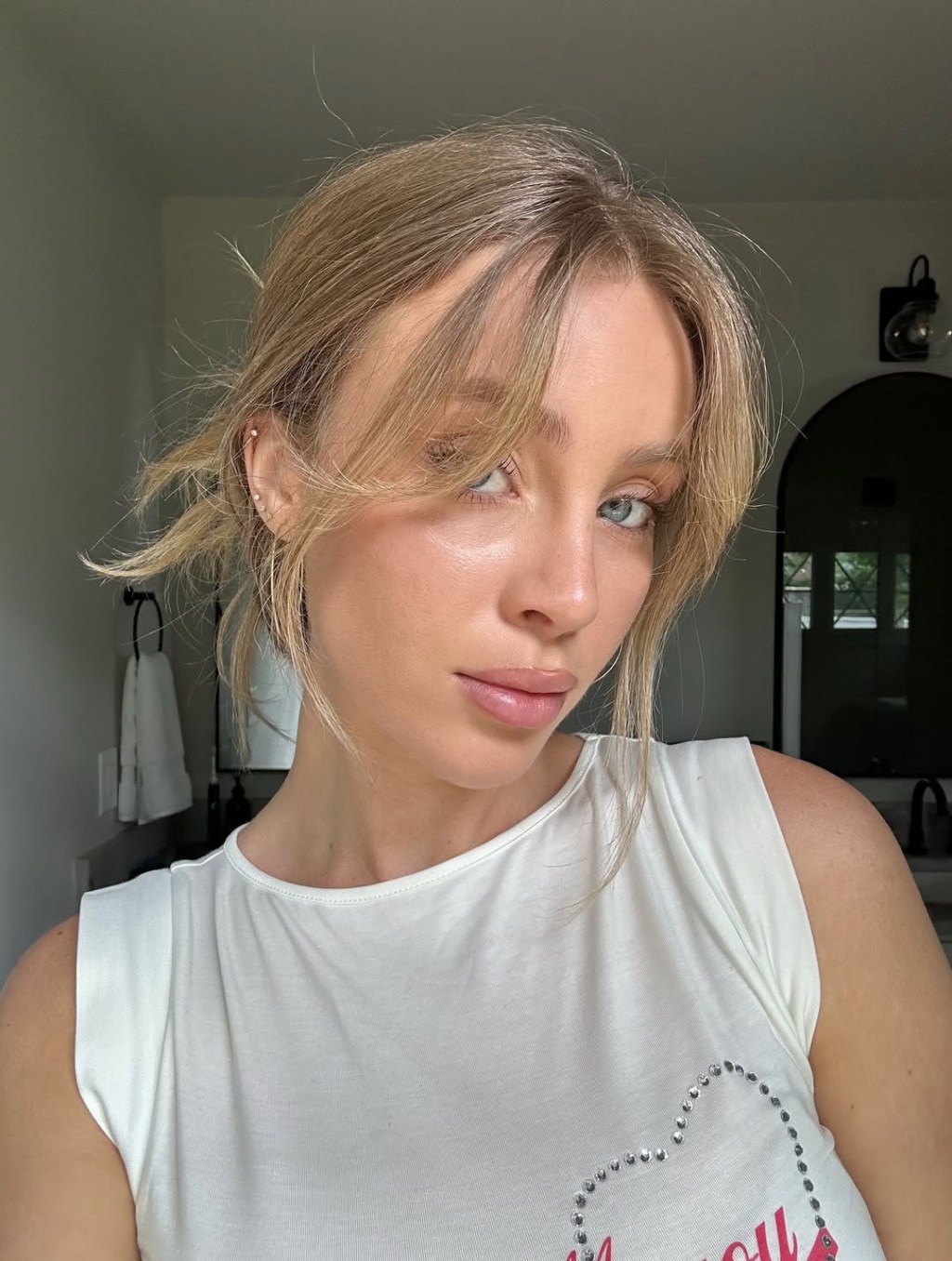 Fitness influencer with over 5M followers receives hate comments for