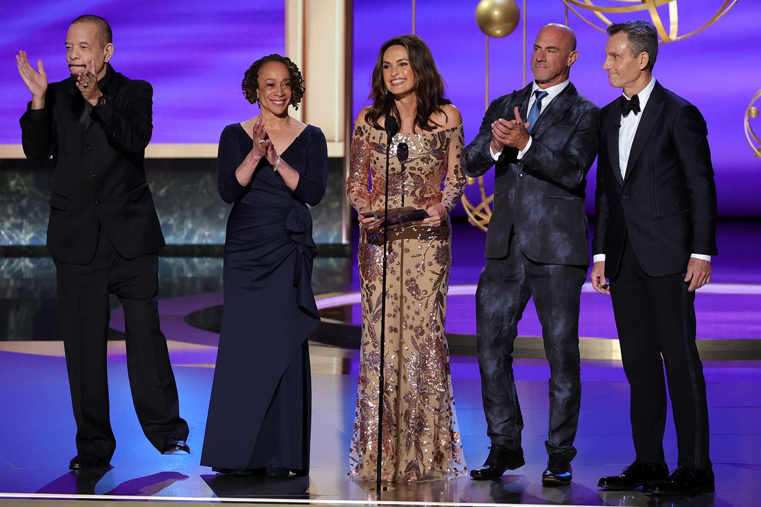 Mariska Hargitay and Christopher Meloni Reunite with “Law and Order