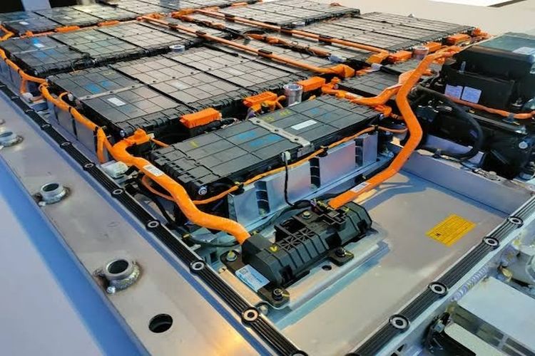 Pemasok Mobil Listrik Terbesar Mewajibkan Produsen Laporkan Jejak Karbon Baterai EV