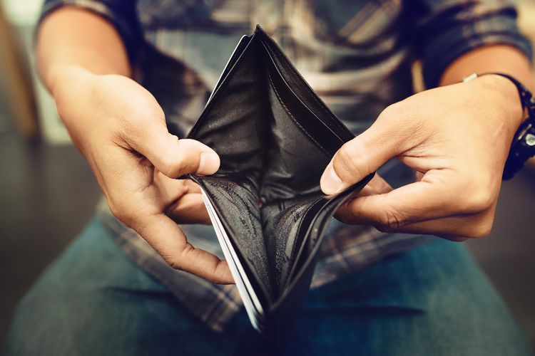 Ramalan Shio Kelinci September 2025: Waspadai Karier dan Keuangan Sial