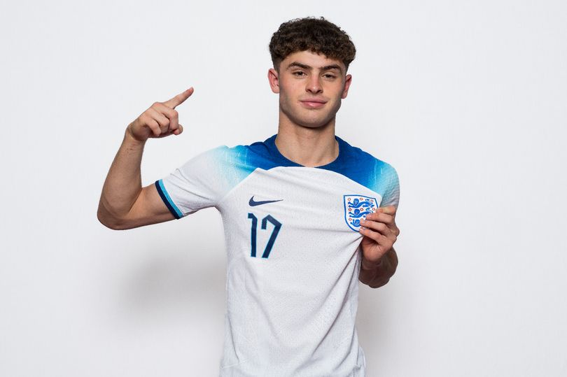 Arsenal announce new signing after successful trial amid £255m transfer ...