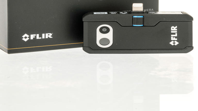 Packaging showing a FLIR thermal scanner
