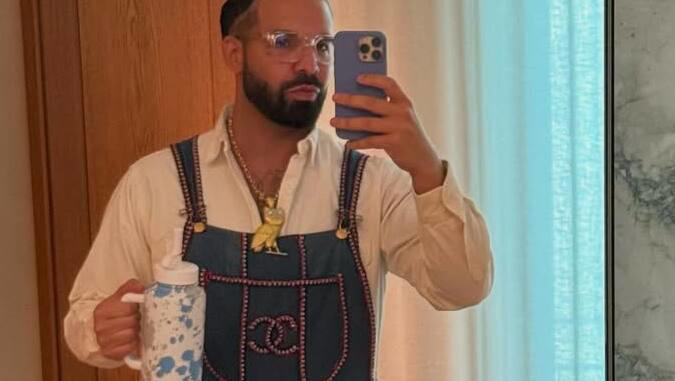 Jeans-Overall und «Hulapalu»: Drakes fragwürdiges Outfit fürs Oktoberfest