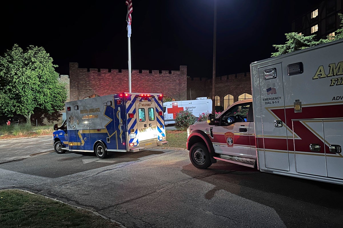 Man, 23, charged with murder after shooting at New Hampshire country(00)