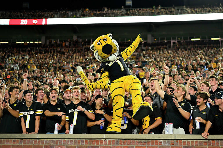 Mizzou vs UMass football betting odds point spread Mizzou vs UMass football betting odds point spread