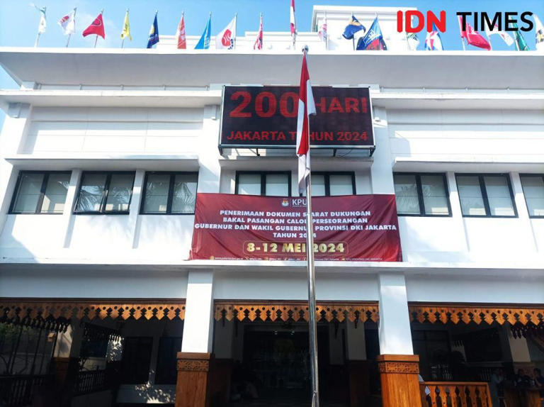 Gedung KPU DKI Jakarta (IDN Times/Dini Suciatiningrum)