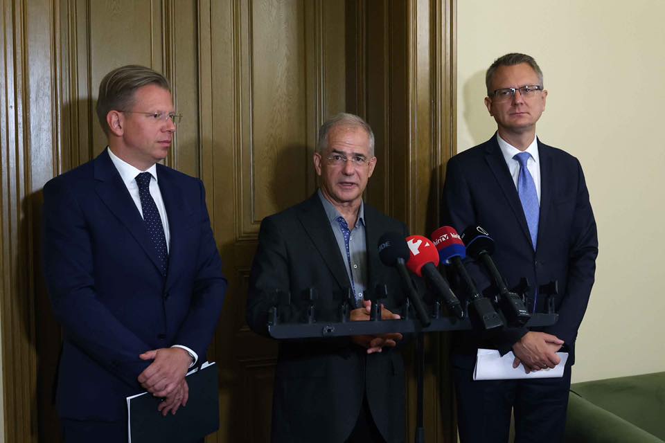 parlamenti-hat-rozat-is-lesz-ruszin-szendi-fegyvervisel-si-gye-miatt