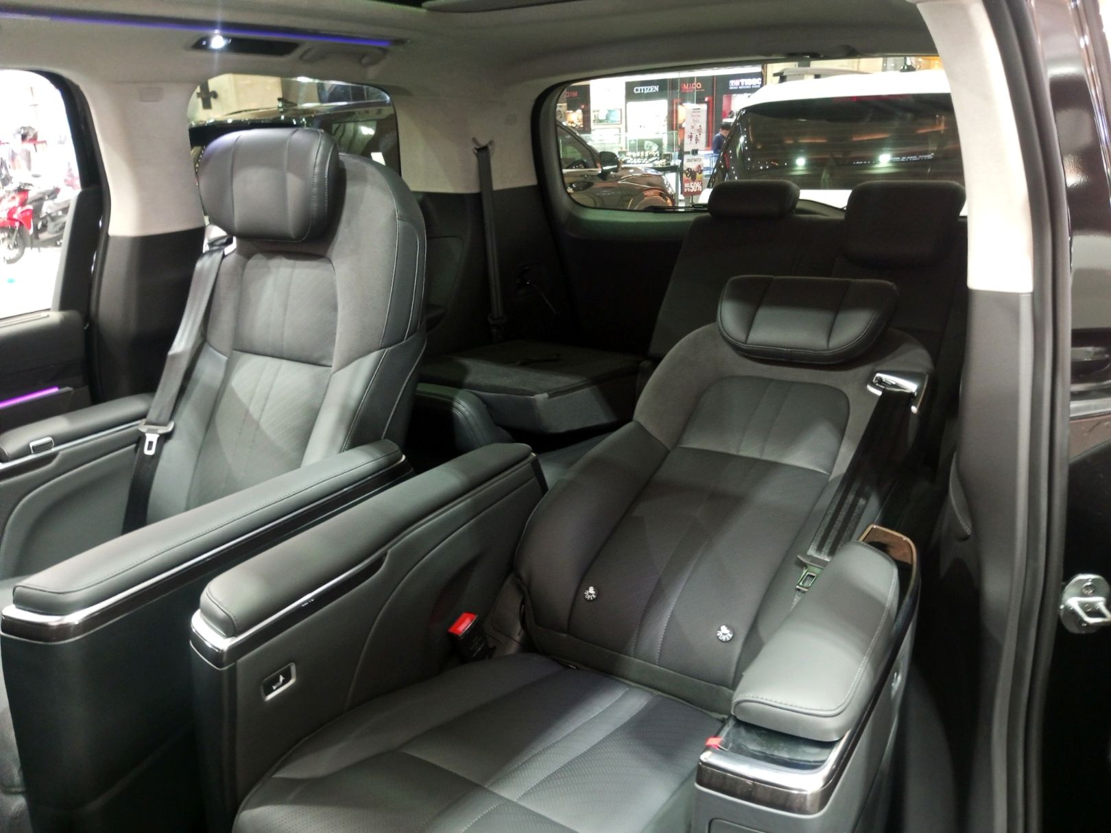 Maxus Mifa 9 dan Mifa 7 Meluncur di Yogyakarta, Pilihan MPV Premium Harga Terjangkau