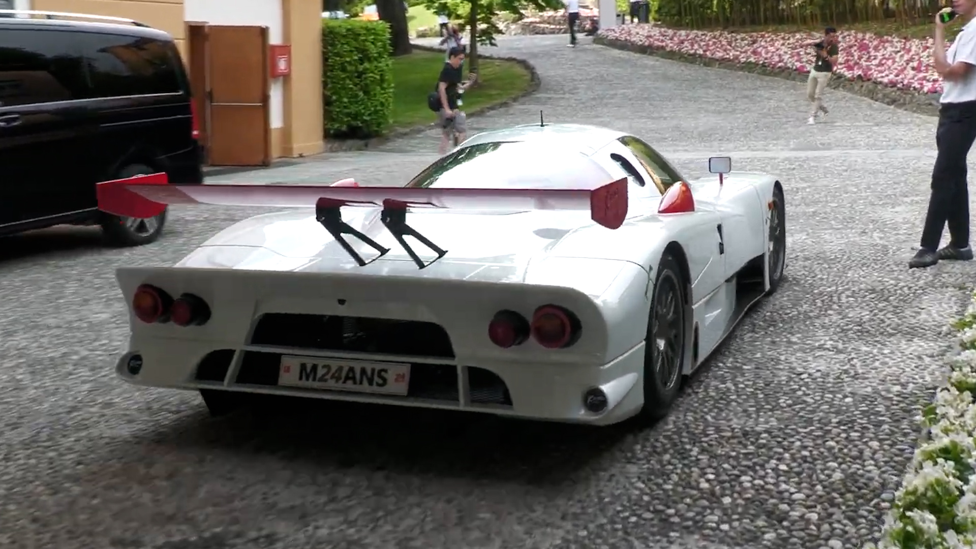Road legal Nissan R390 GT1 at Villa d’Este