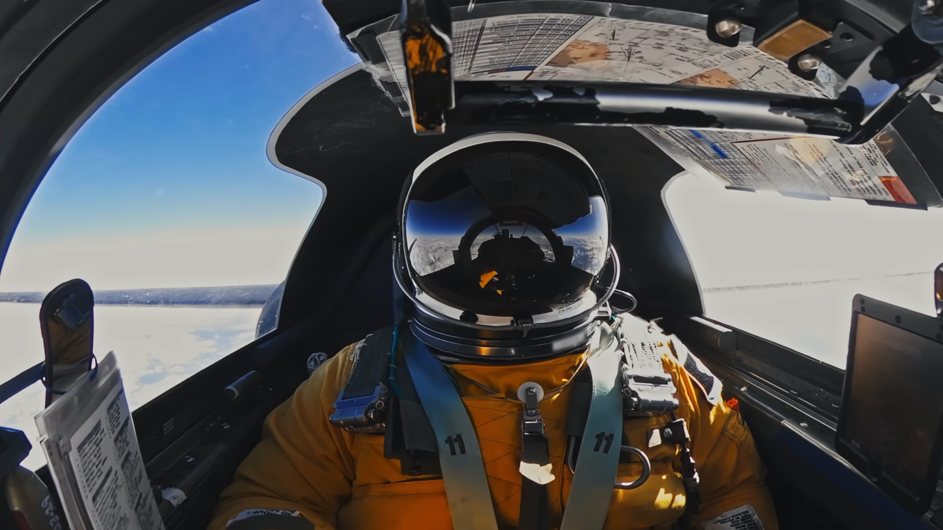 Flying The Spy Plane 70 000 Feet To The Edge Of Space