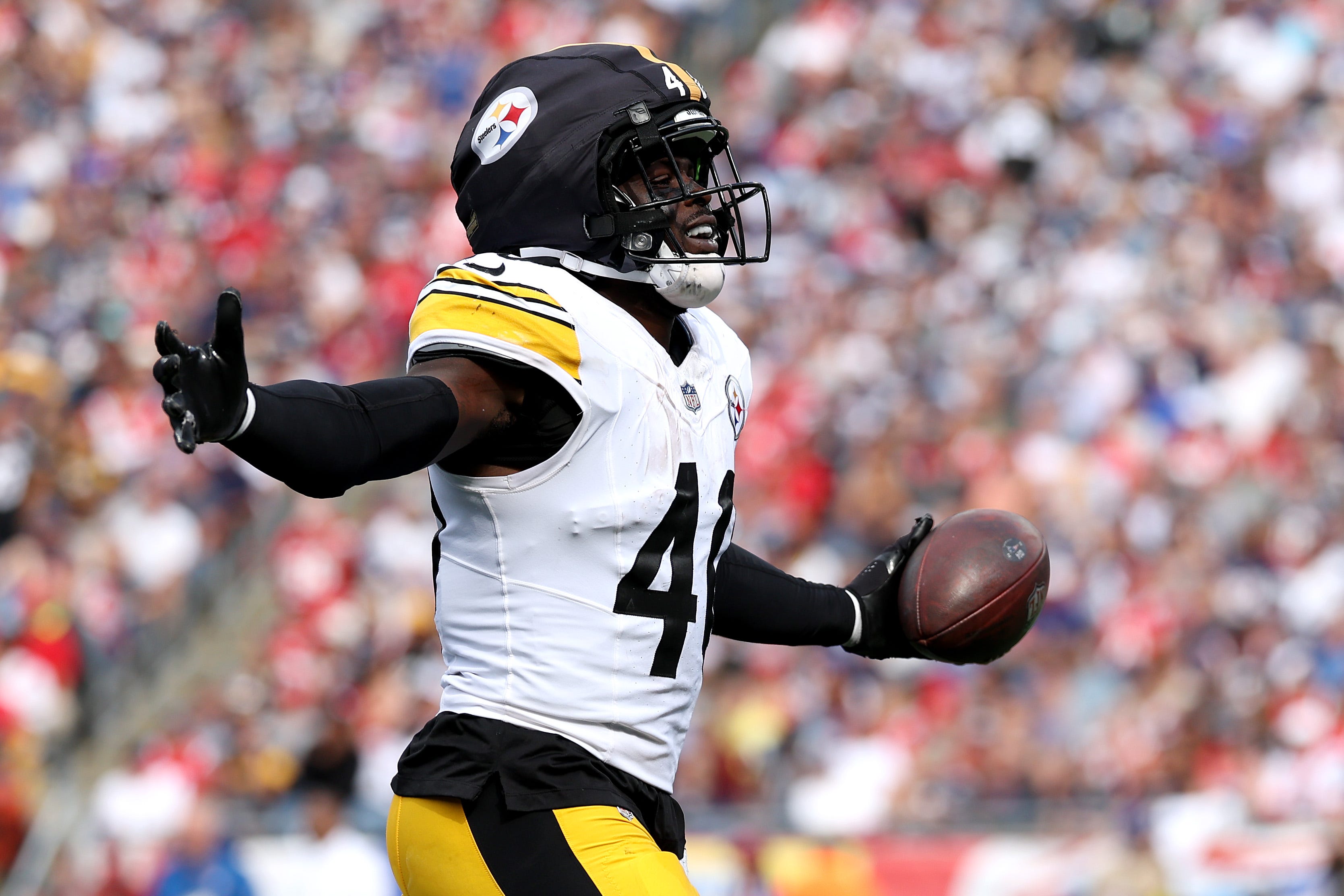 PFF's highest-graded Steelers on defense vs. Patriots in Week 3