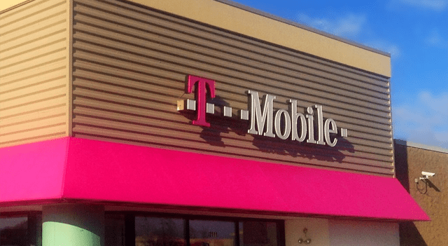 3 News Article Image T-Mobile tops Q4 estimates, shares edge lower