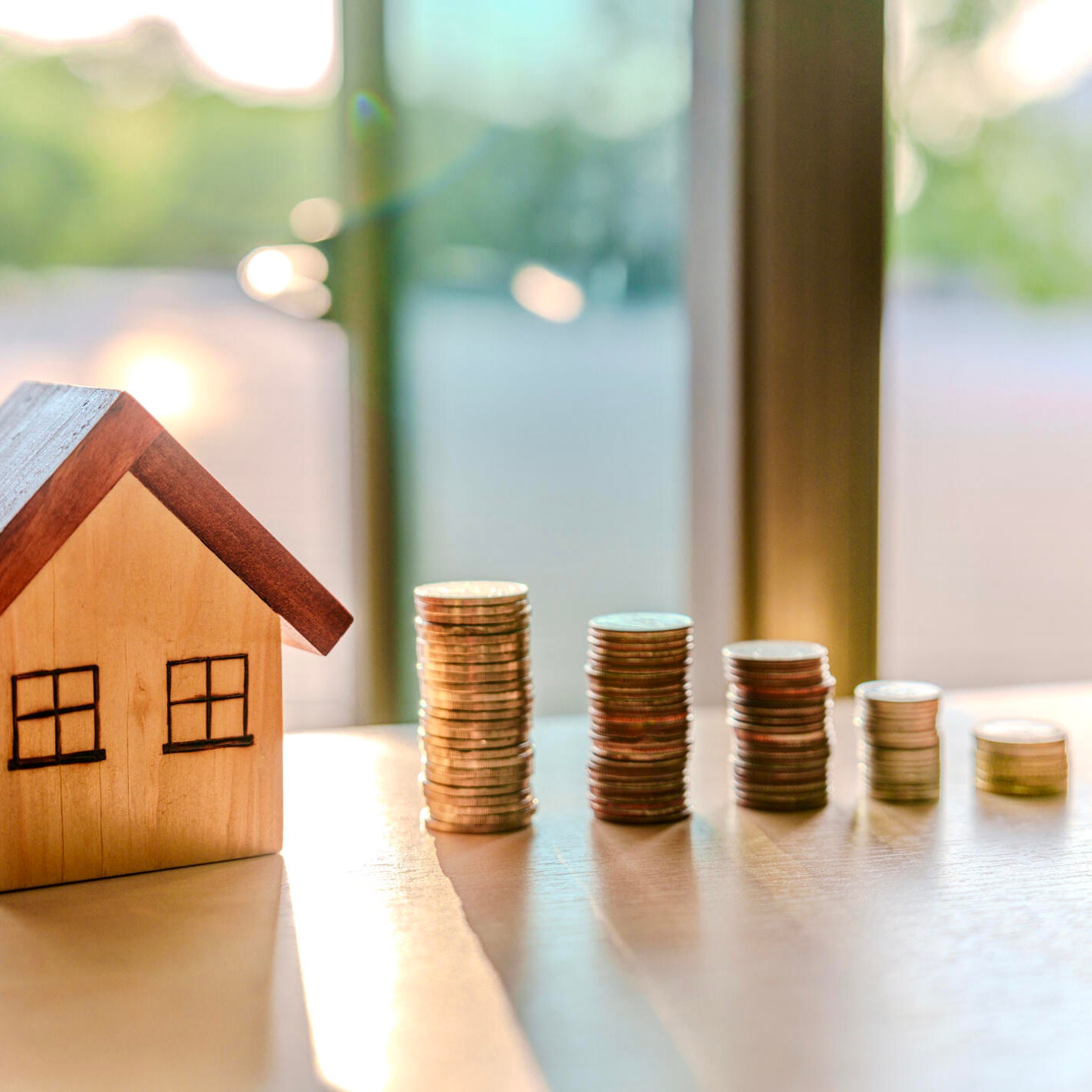 $50,000 home equity loan vs. $50,000 HELOC: Which is cheaper now, post ...